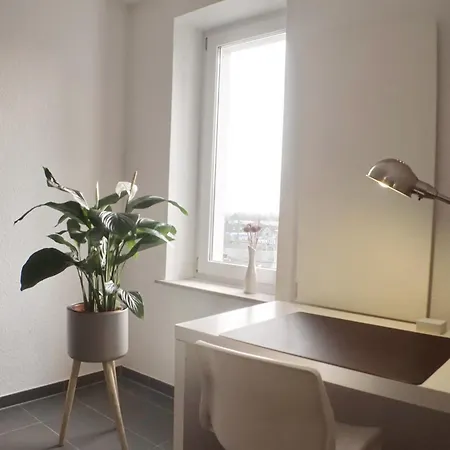 Apartment Modernes, Zentrales In Troisdorf, Region Koeln Bonn, 3 Etage, Maximal Fuer 4 Personen, Parkplatz & Netflix Inklusive Troisdorf