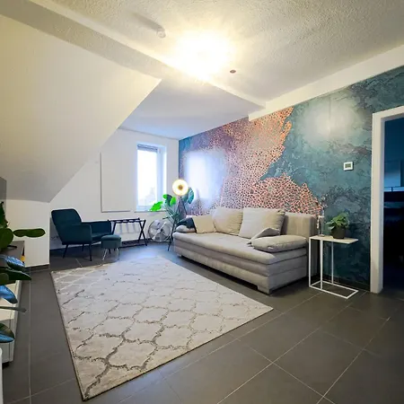 Modernes, Zentrales In Troisdorf, Region Koeln Bonn, 3 Etage, Maximal Fuer 4 Personen, Parkplatz & Netflix Inklusive Apartment Troisdorf