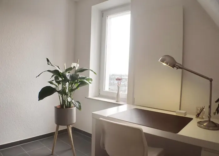 Διαμέρισμα Modernes, Zentrales In Troisdorf, Region Koeln Bonn, 3 Etage, Maximal Fuer 4 Personen, Parkplatz & Netflix Inklusive Τρόισντορφ